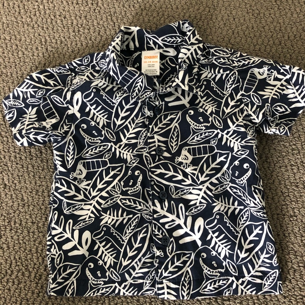 LAST CHANCE Dino shirt-sleeved button down. EUC